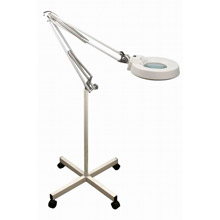 Floor standing magnifying lamp