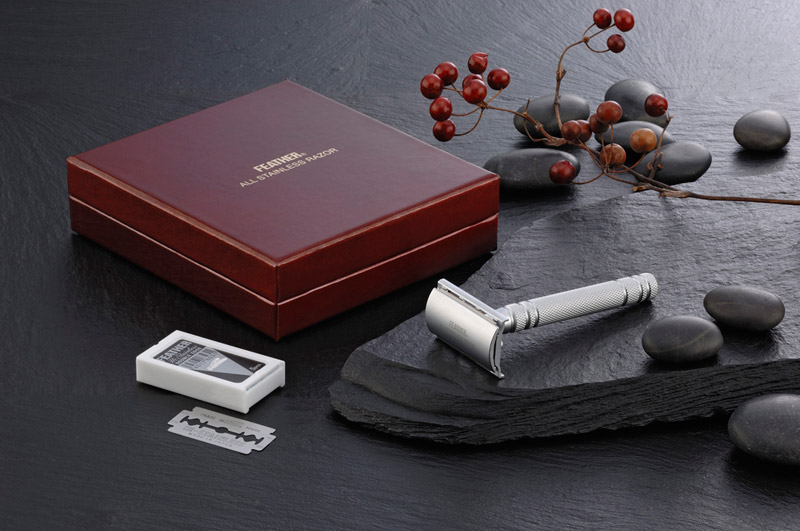 2013 Feather AS-D2 All Stainless double edge razor
